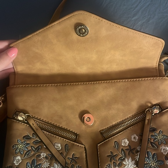 NWOT ALTARD STATE PURSE - Picture 4 of 8